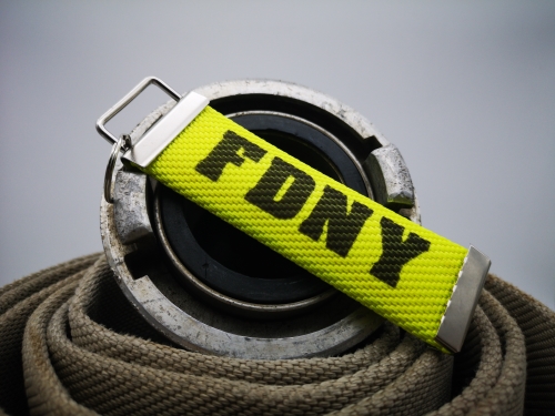 FDNY Feuerwehr Schlüsselanhänger in Neongelb aus echtem